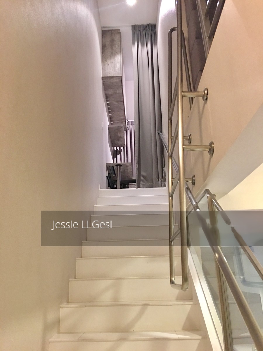 # 1 Loft (D14), Apartment #143720382